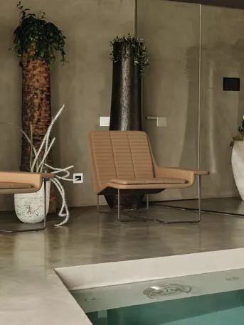 Poltroncina Chaise Longue in pelle con struttura in metallo Origami di Ditre Italia