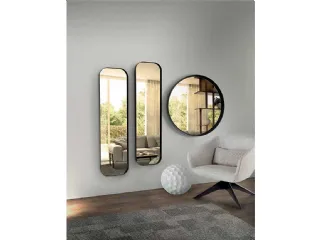 Specchio bronzato dalle diverse forme con cornice in metallo Ron di Pacini e Cappellini