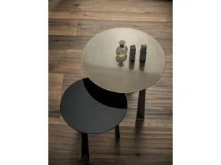Tavolino Tao in acciaio laccato di Bontempi