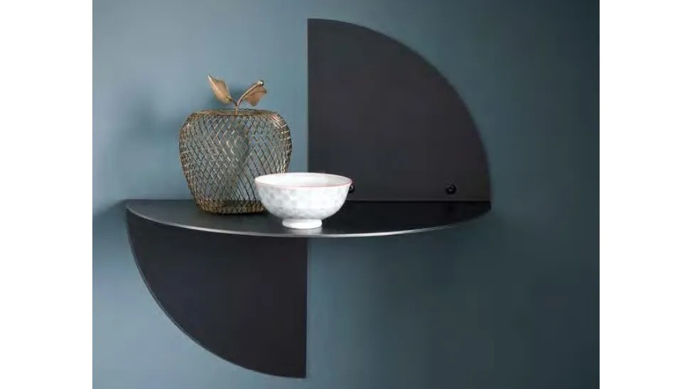 Comodino di design Petalo in ferro di Alta Corte
