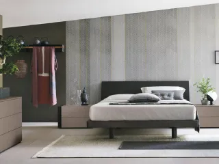 Letto con testiera Clio in legno rovere moka di Tomasella