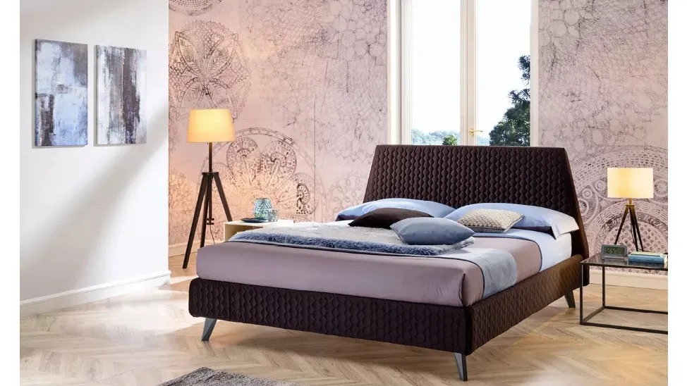 Letto matrimoniale in tessuto con testiera trapuntata SC215 di Moretti Compact