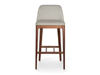 Sgabello in tessuto imbottito con struttura in legno Becky Stool di Pacini e Cappellini