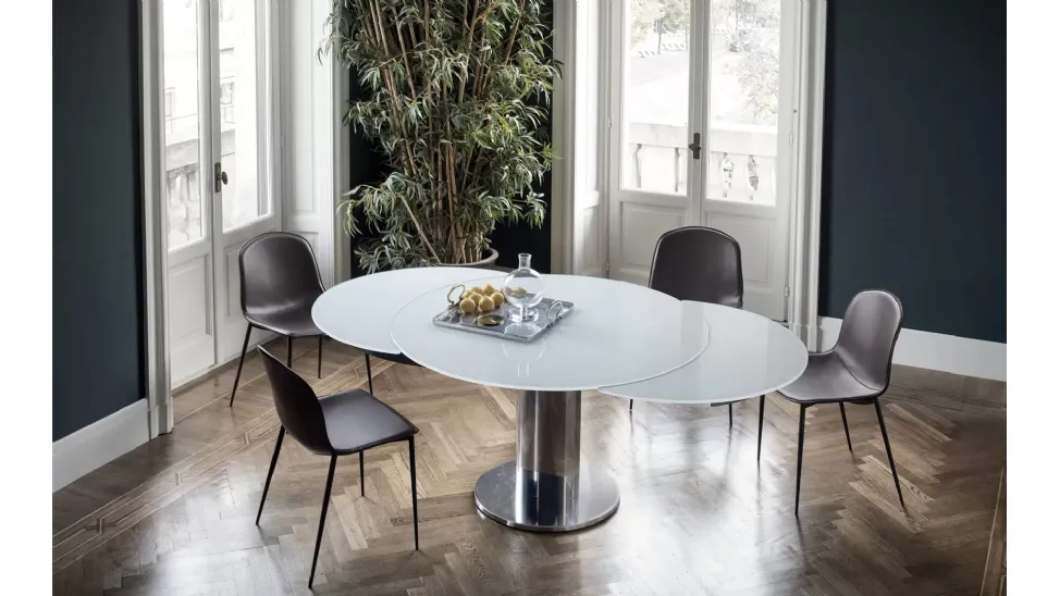 Sedia Seventy rivestita in cuoio con struttura in acciaio laccato di Bontempi