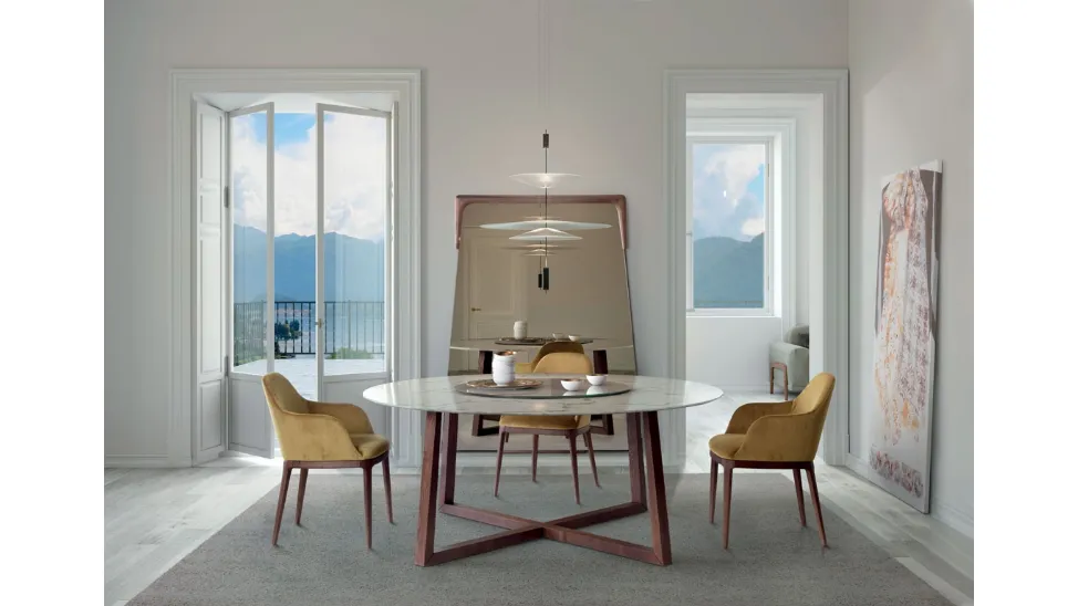 Tavolo rotondo in legno con top in marmo Aliante di Pacini e Cappellini
