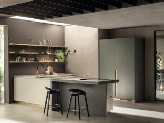 Cucina Moderna DeLinea in laccato Tortora e Verde Minerale di Scavolini